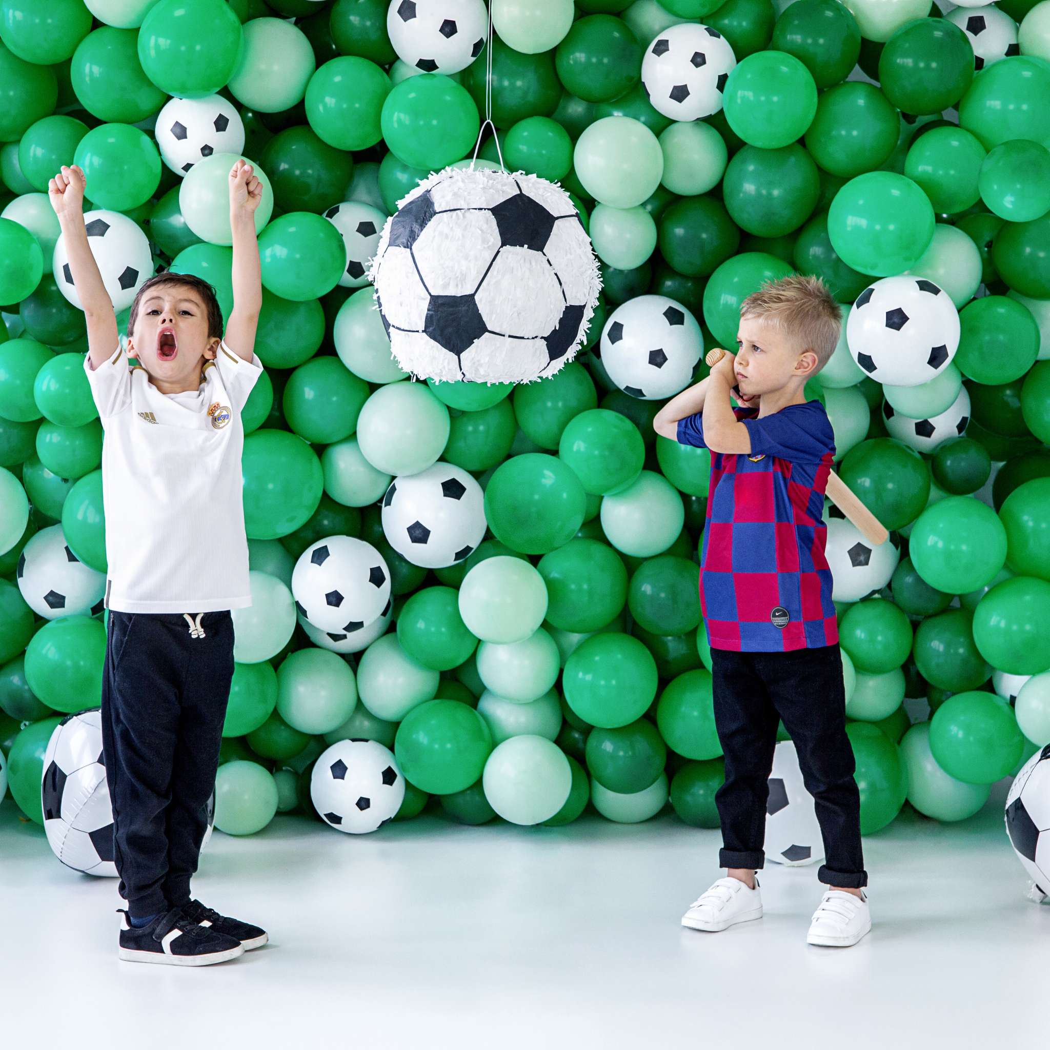 Folienballon Fussball 3D-rund -hey-Party.de- Folienballons -#Variante_