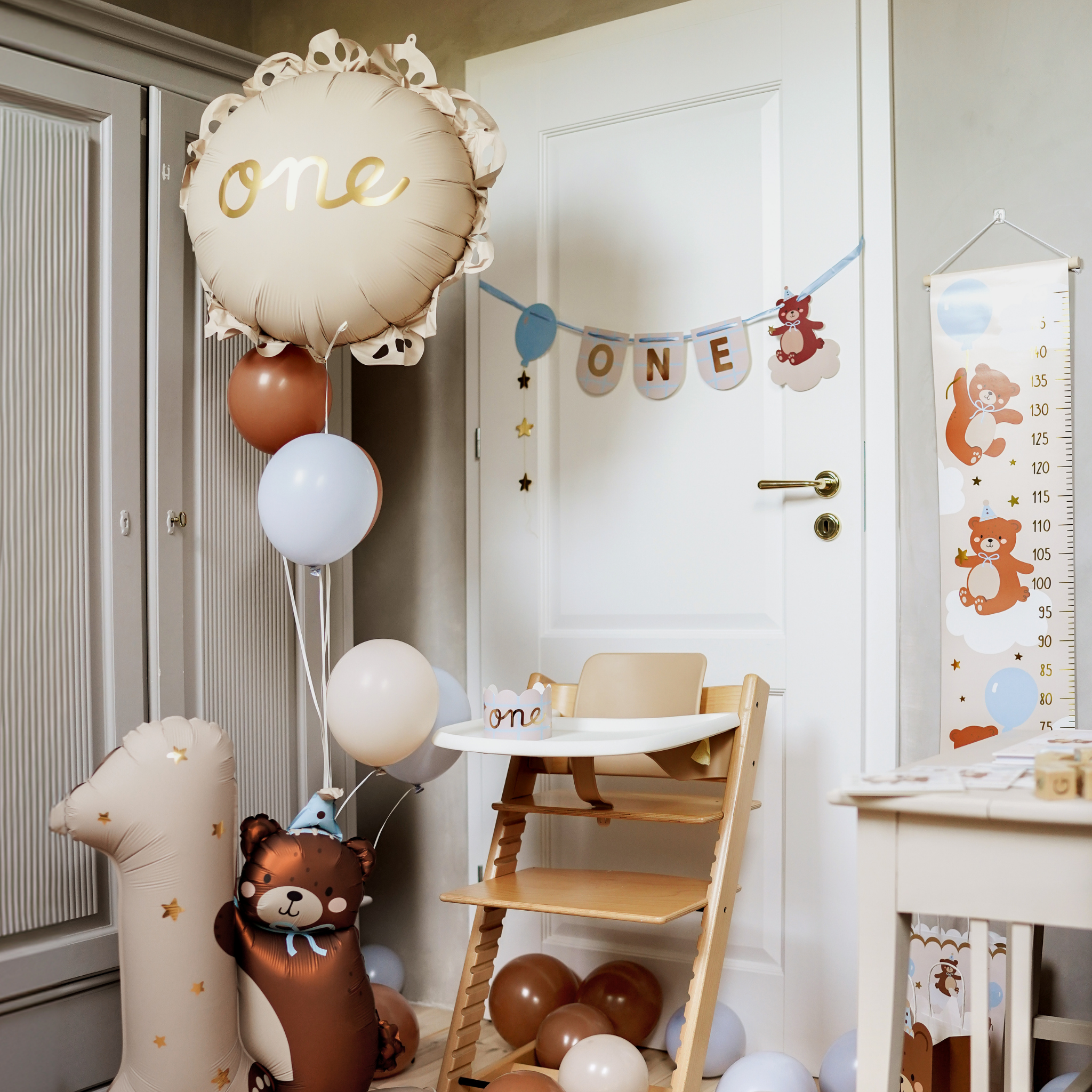 Folienballon rund "one" Spitze -hey-Party.de- Folienballons -#Variante_