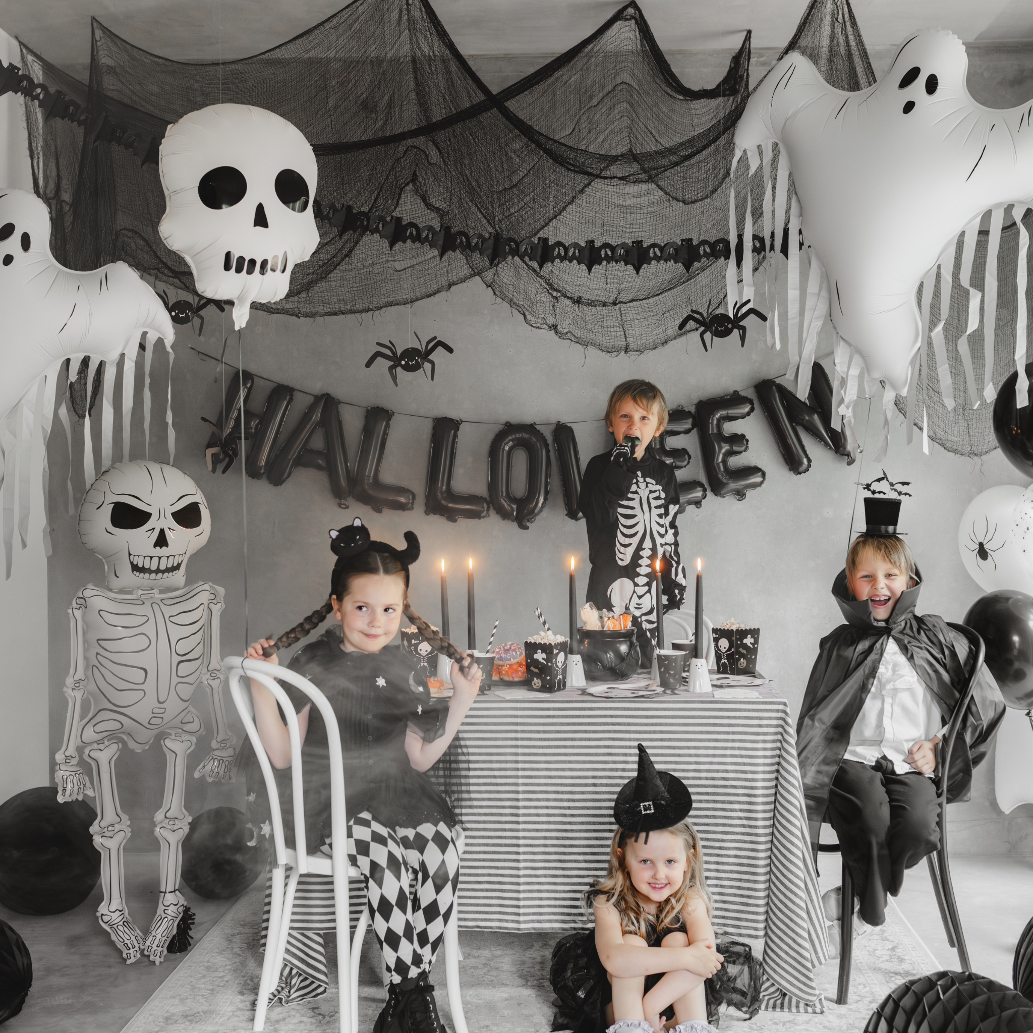 Folienballon Totenkopf -hey-Party.de- Folienballons -#Variante_
