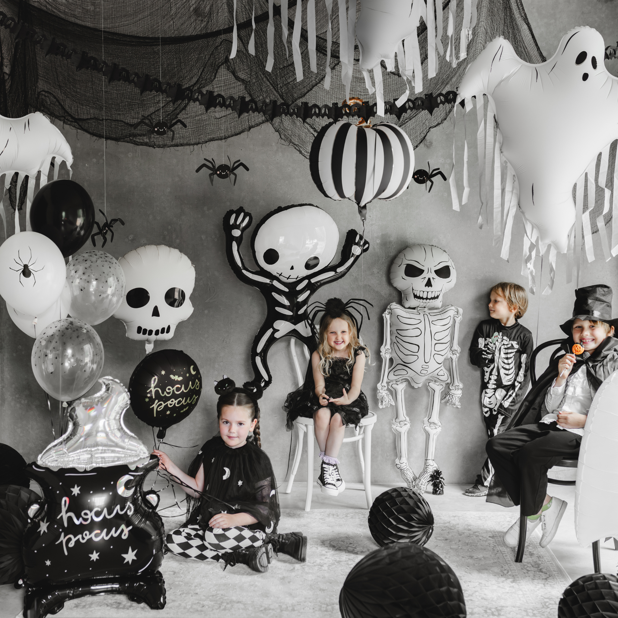 Folienballon gruseliges Skelett -hey-Party.de- Folienballons -#Variante_