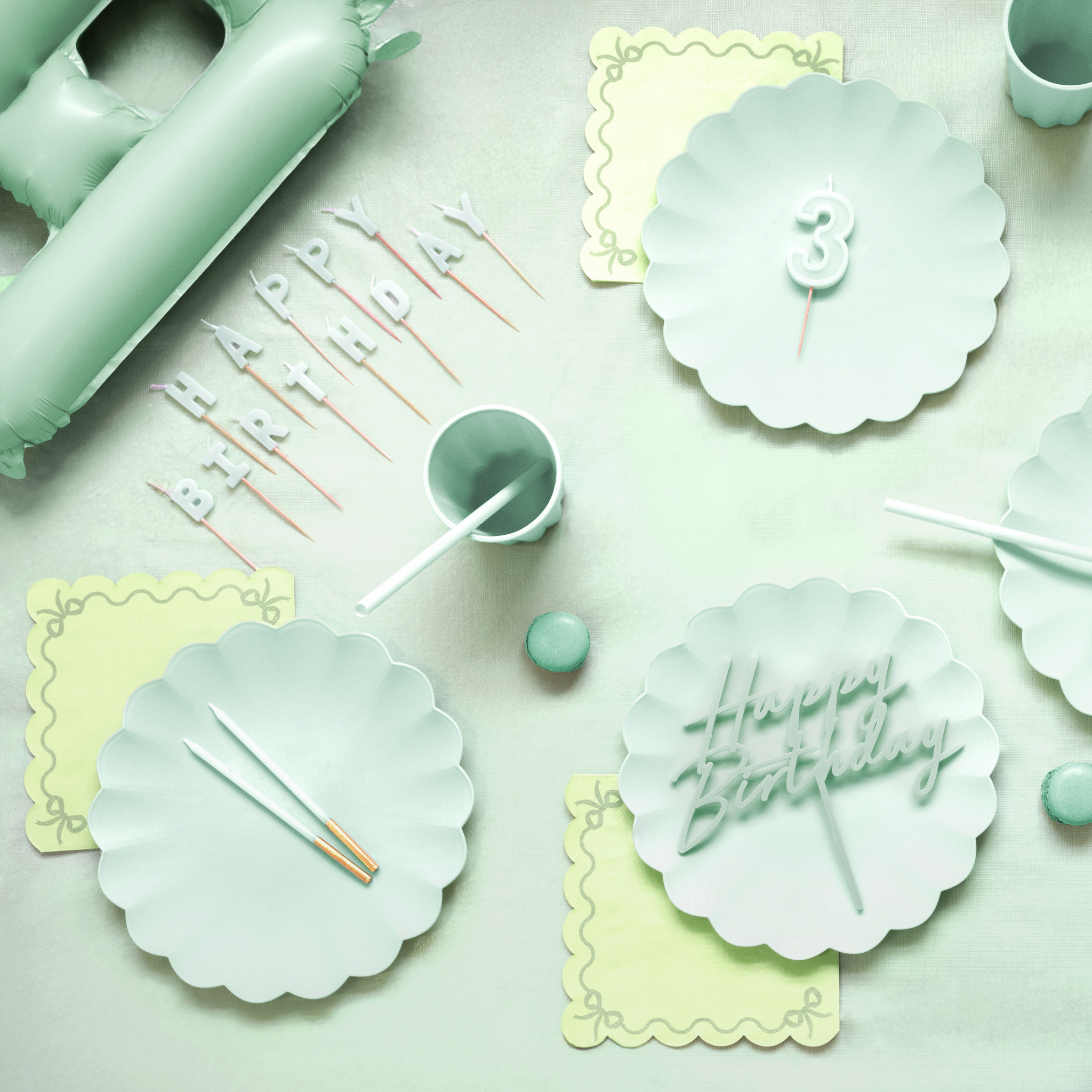 Geburtstagskerzen "Happy Birthday" in Hellgrün -hey-Party.de- Geburtstagskerzen -#Variante_