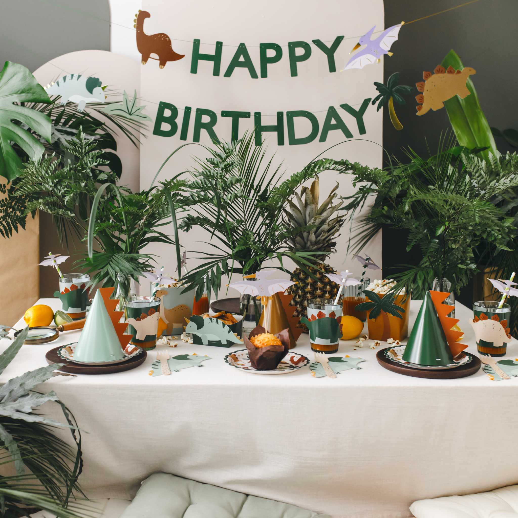 Girlande "Happy Birthday" Dinos -hey-Party.de- Girlanden -#Variante_