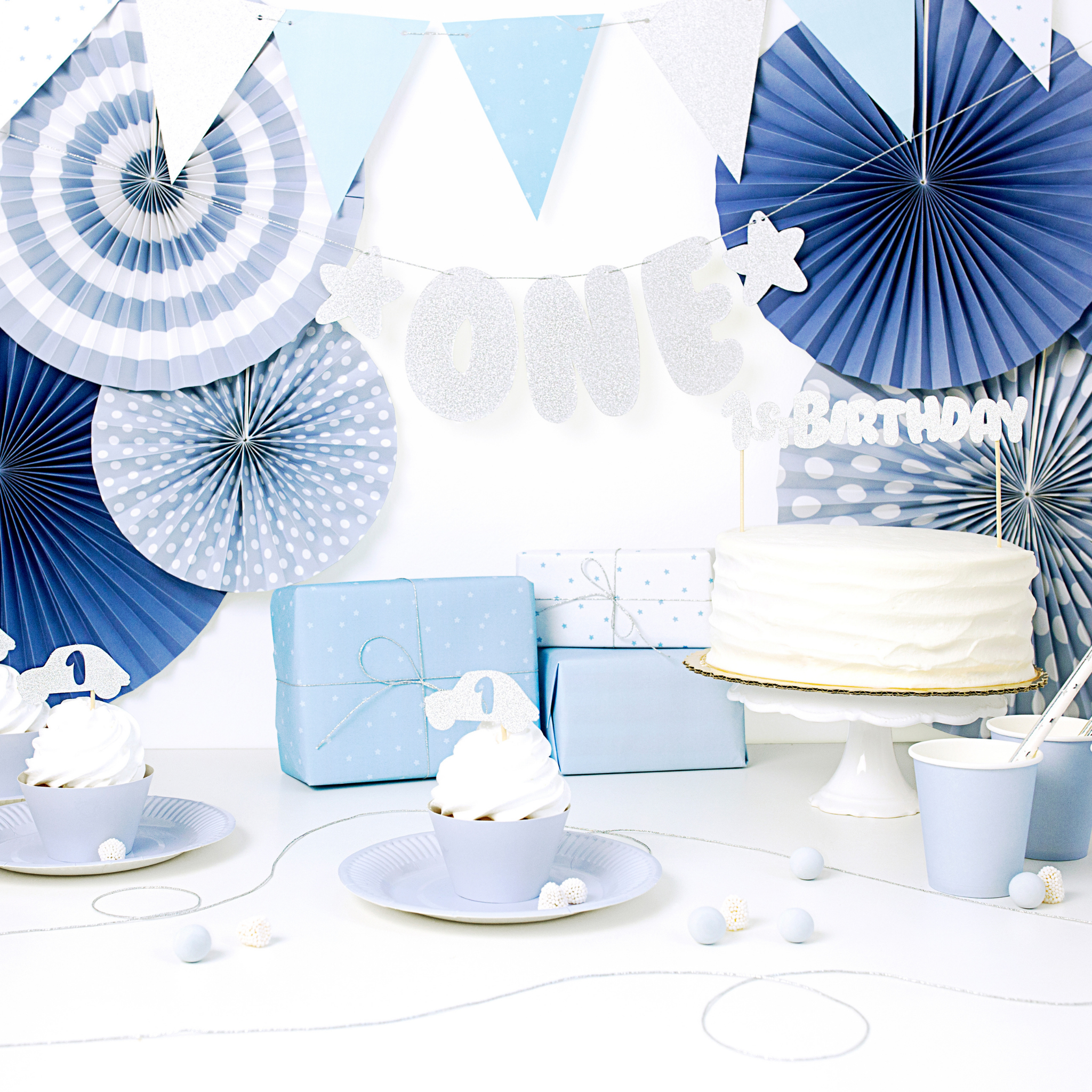 Girlande Wimpel Hellblau & Silber -hey-Party.de- Girlanden -#Variante_