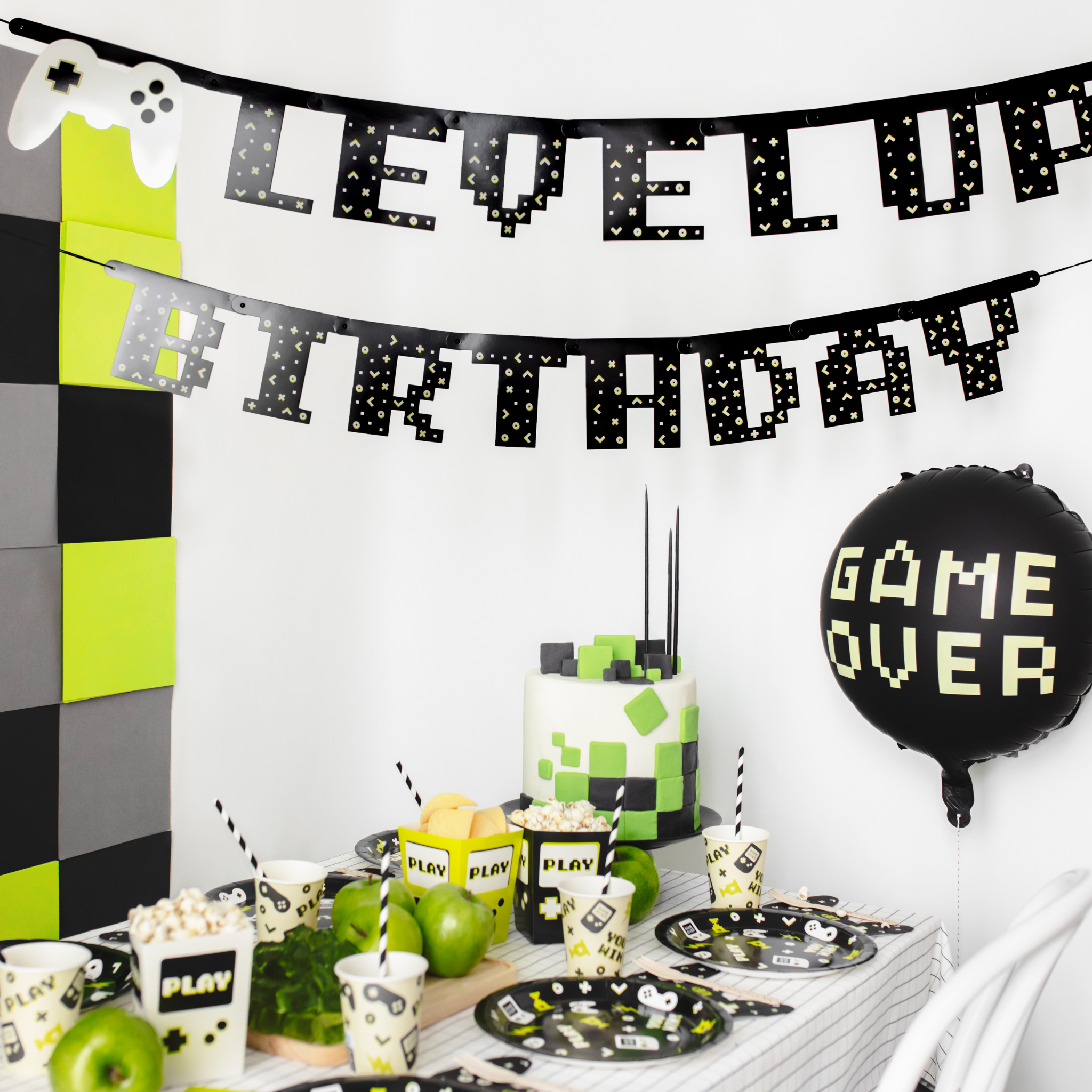 Girlande „Level Up Birthday“