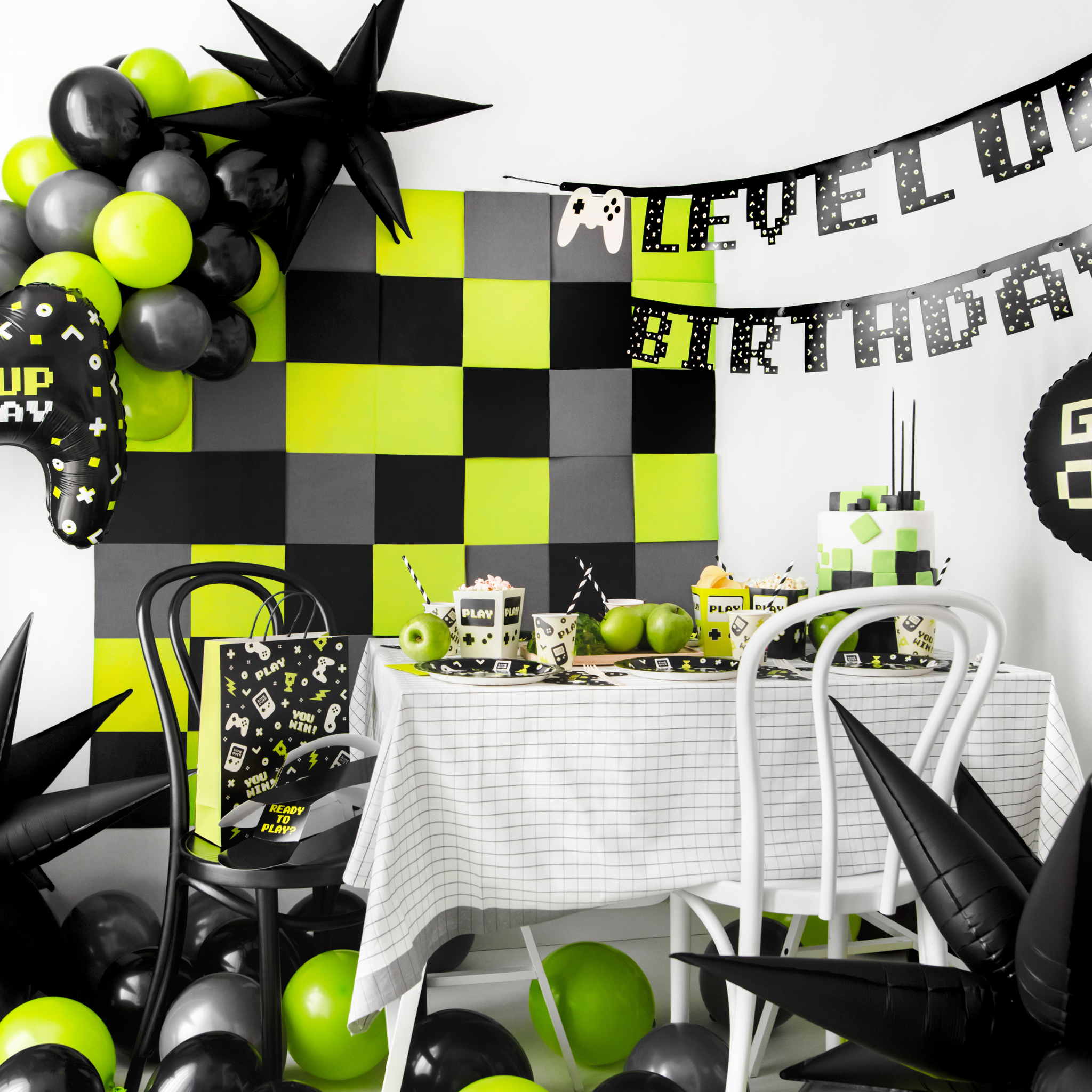 Girlande „Level Up Birthday“