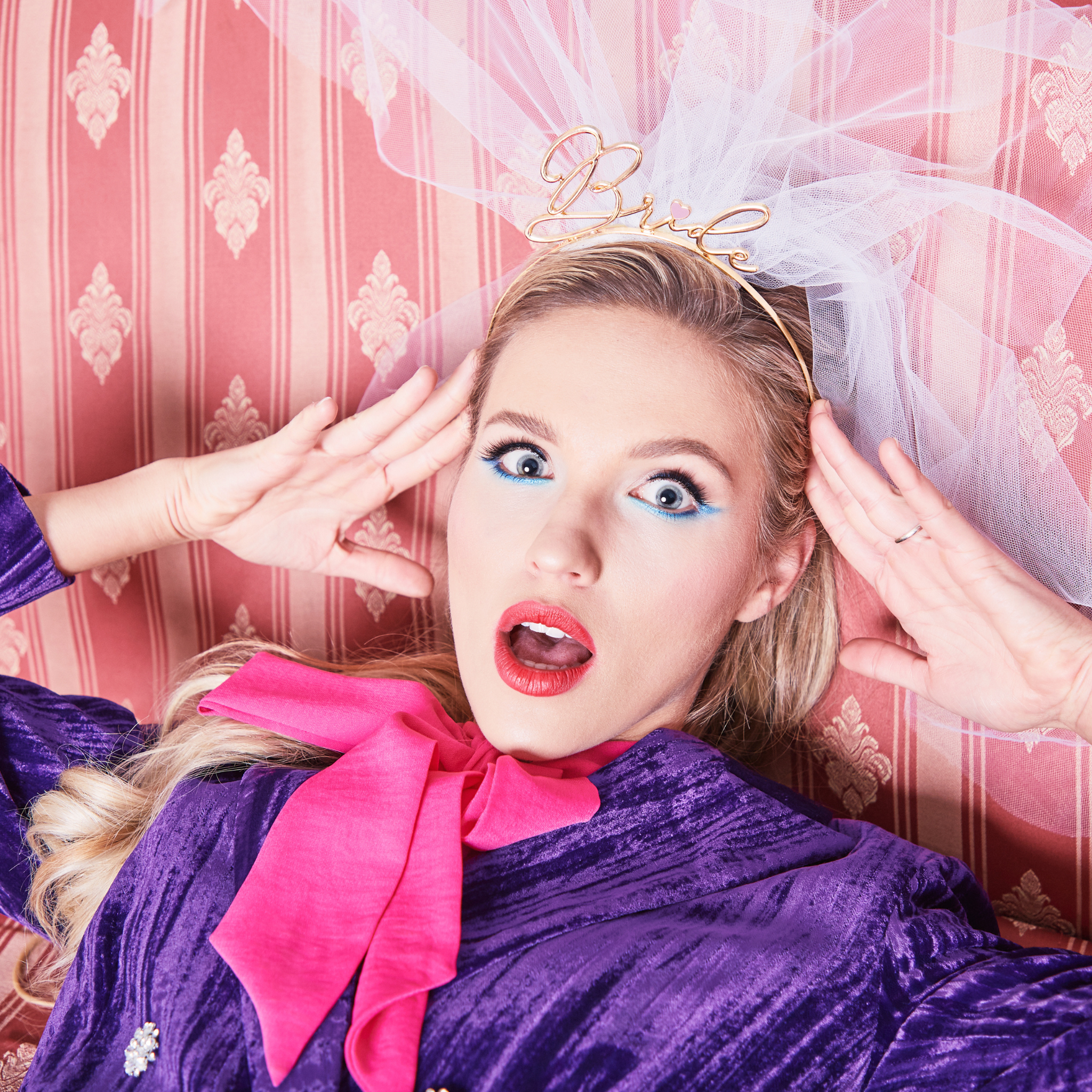 Haarreif mit Schleier "Bride" Weiß -hey-Party.de- Partyhütchen -#Variante_