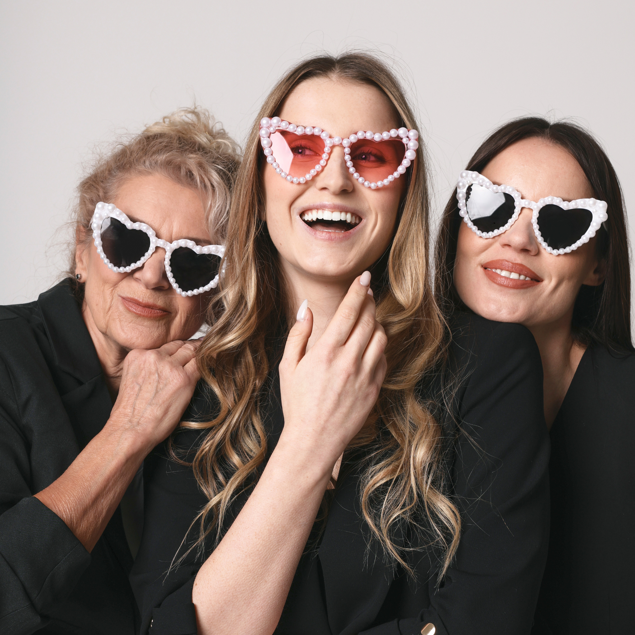 Herz- Brille mit Perlen Rosa -hey-Party.de- Brillen -#Variante_