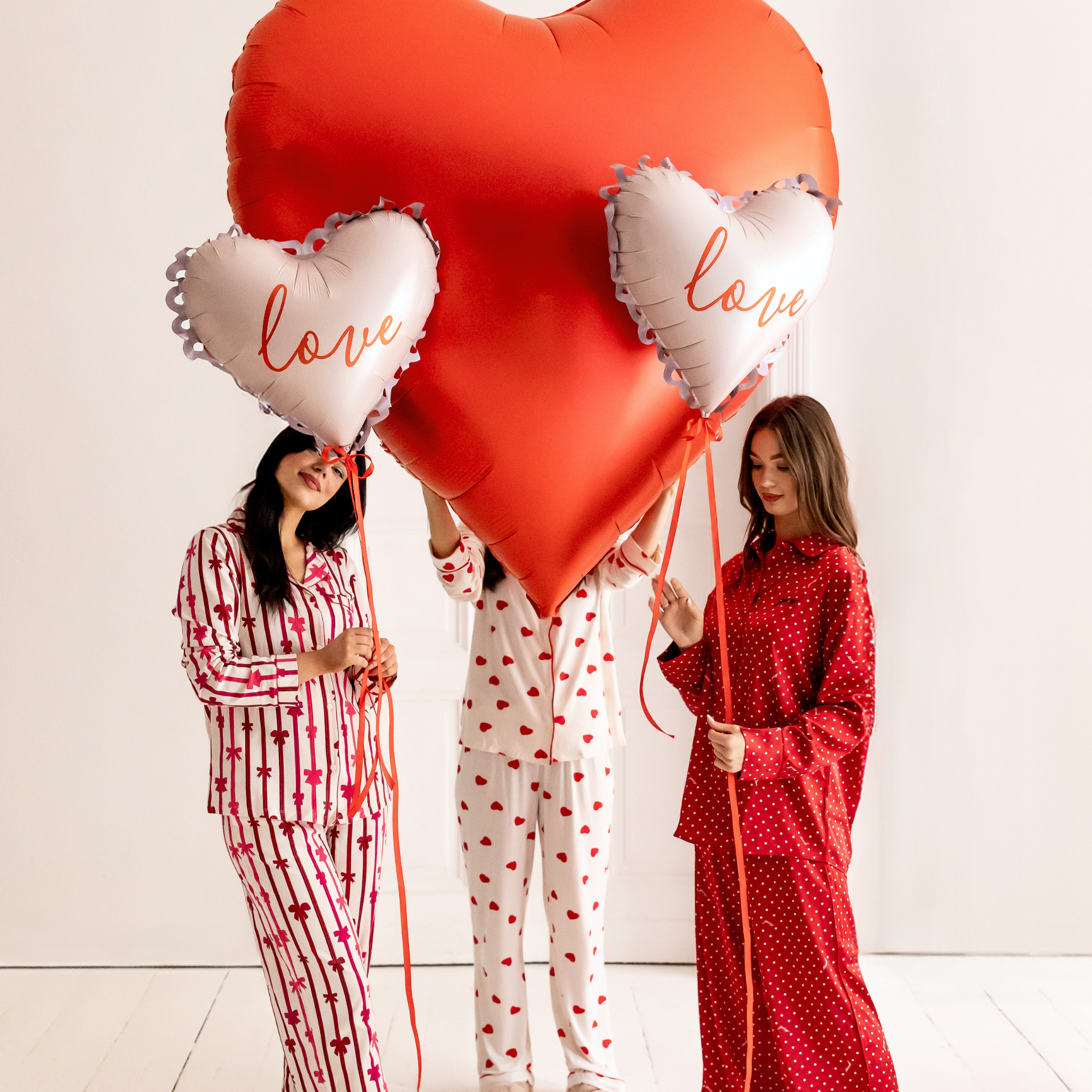 Folienballon Herz "Love" Beige -hey-Party.de- Folienballons -#Variante_